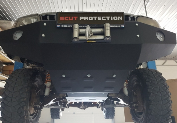 Cubre carter metalico Toyota Land Cruiser J90 y J95